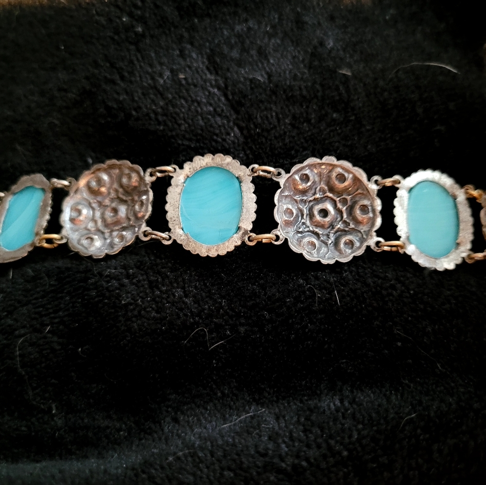 Unique Turquoise Scarab Antique Silver Bracelet - Picture 3 of 4